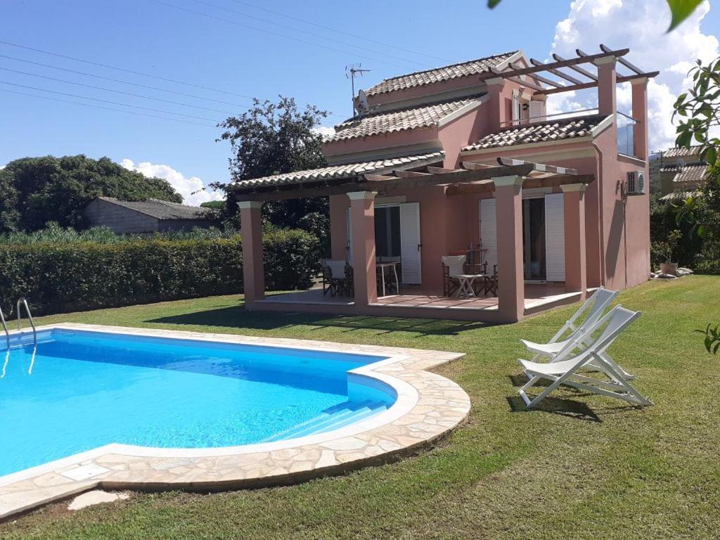 Villa Filia Paralía Almirú Kültér fotó