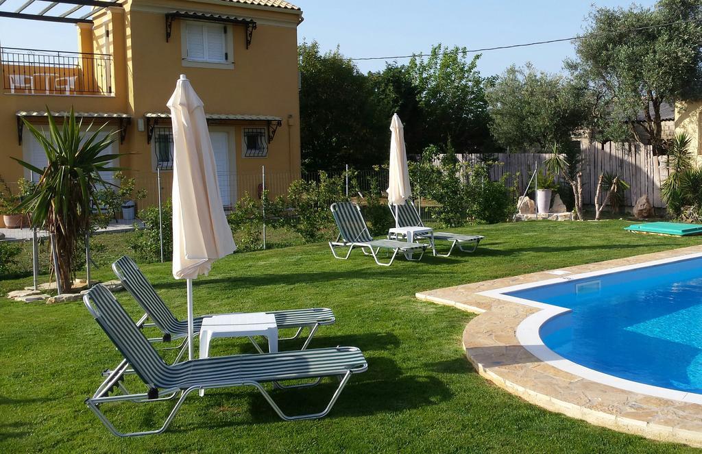 Villa Filia Paralía Almirú Kültér fotó